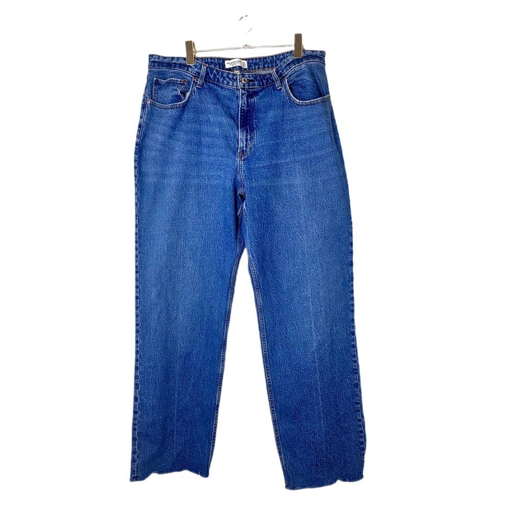 Abercrombie & Fitch The 90s Relaxed Jean High Rise Blue Curve Love Size 18L - Picture 2 of 4